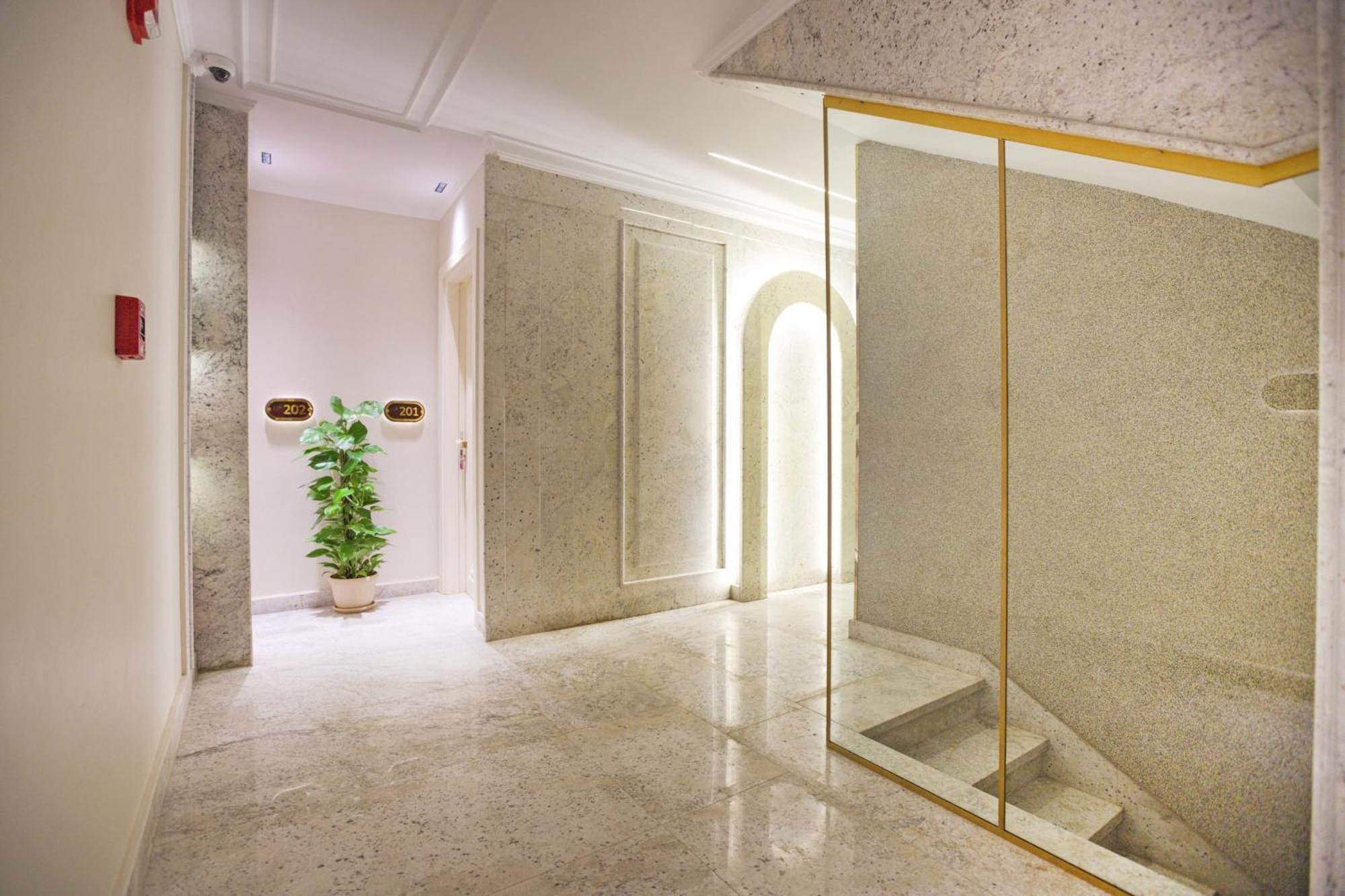 Pyramids Plateau Hotel Kafrat al Jabal Екстер'єр фото