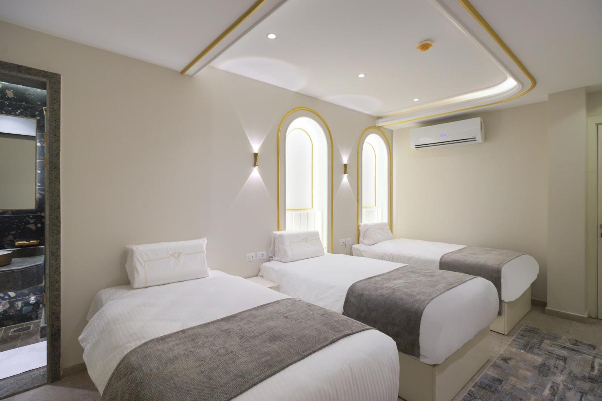 Pyramids Plateau Hotel Kafrat al Jabal Екстер'єр фото