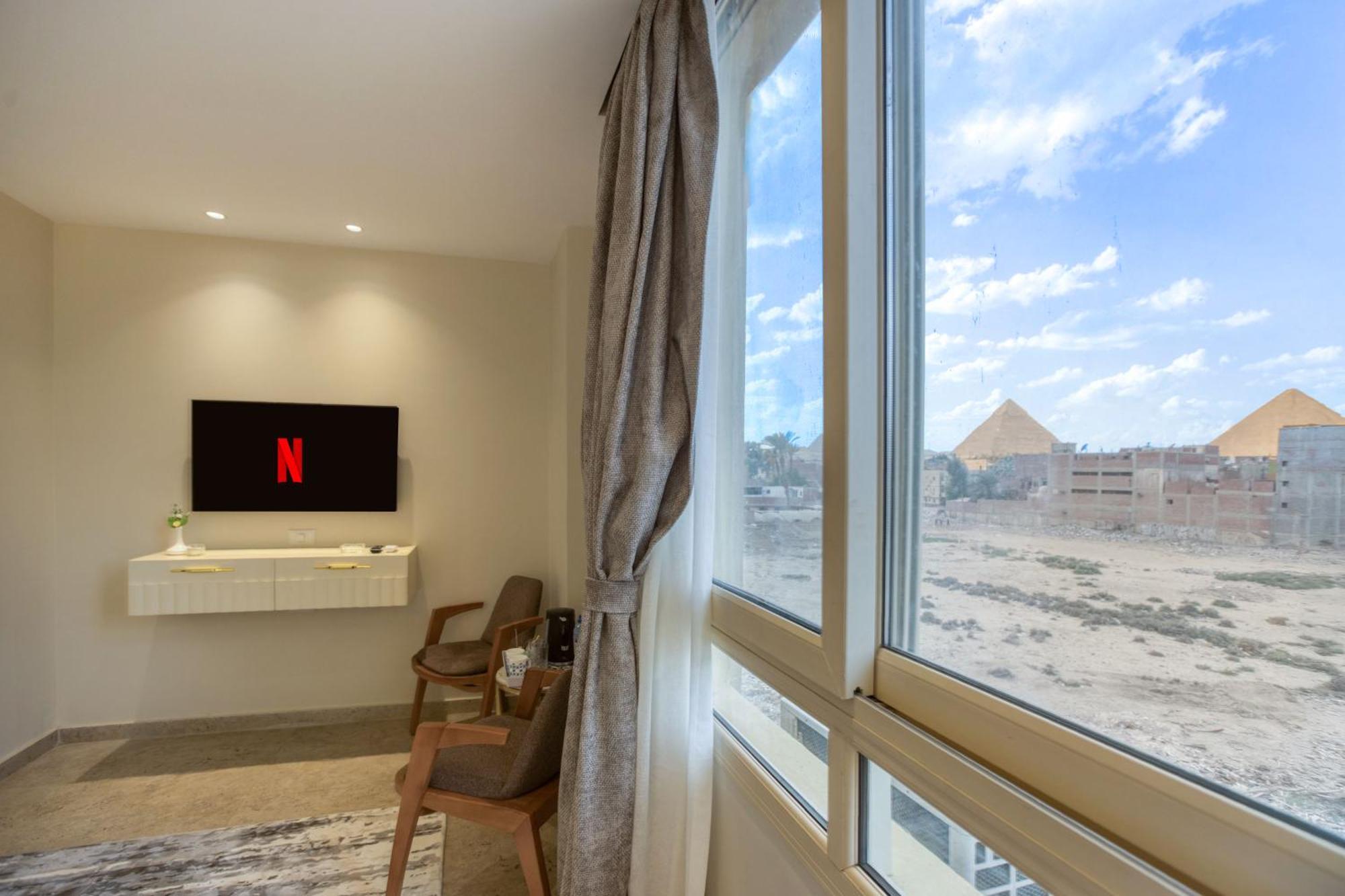 Pyramids Plateau Hotel Kafrat al Jabal Екстер'єр фото